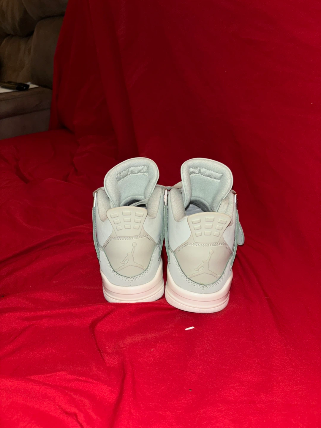 Air Jordan 4 Seafoam - photo 3
