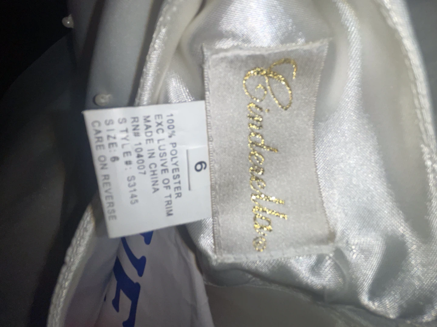 White Flower Girl Dress - Size 6 kids - photo 3
