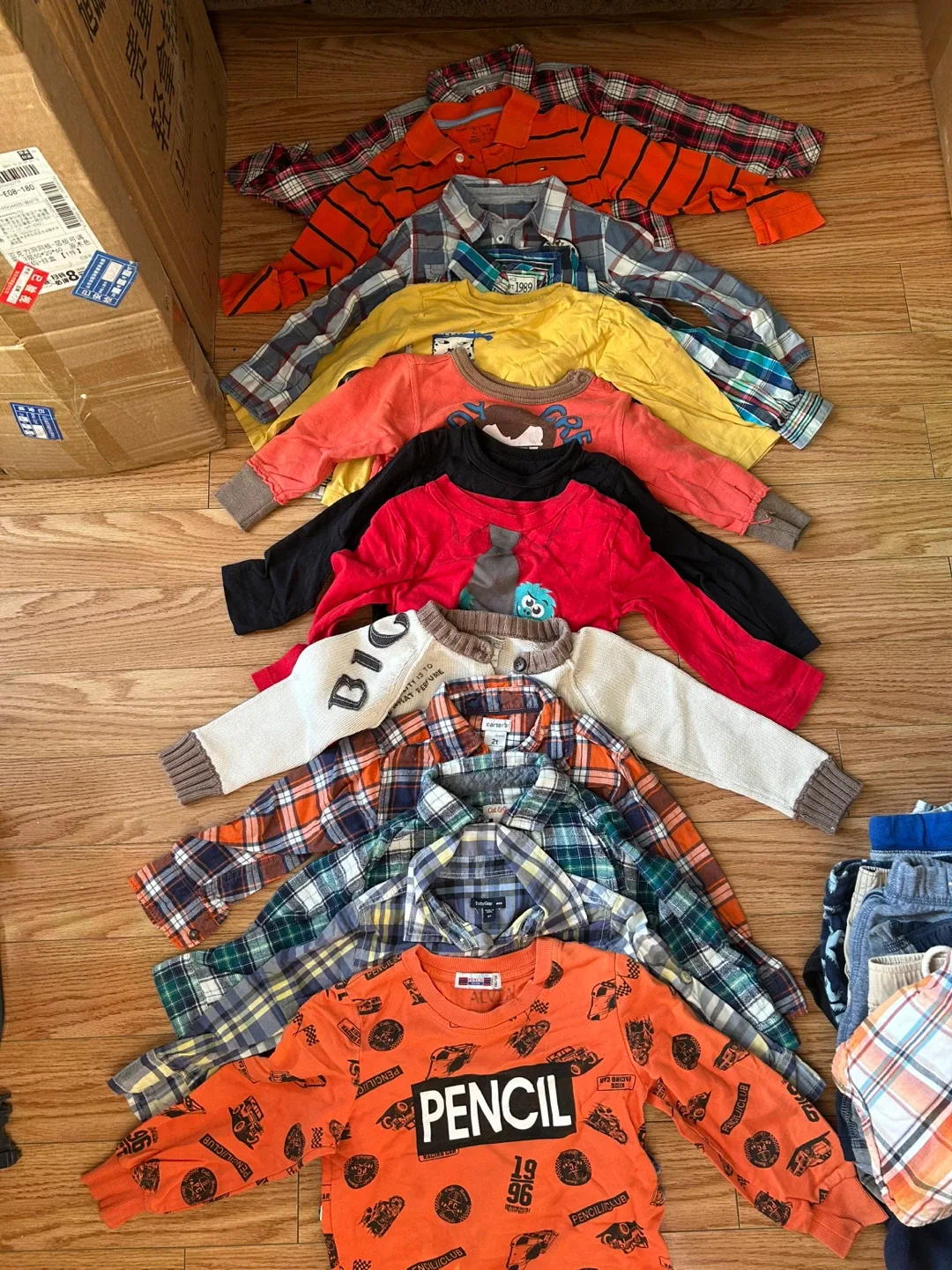 2T-3T 80pieces Bundle of Boys' T-shirts Shorts and Pants - photo 3