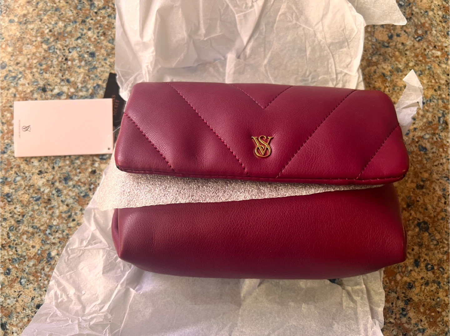 Victoria's Secret Red Quilted small bag - photo 3