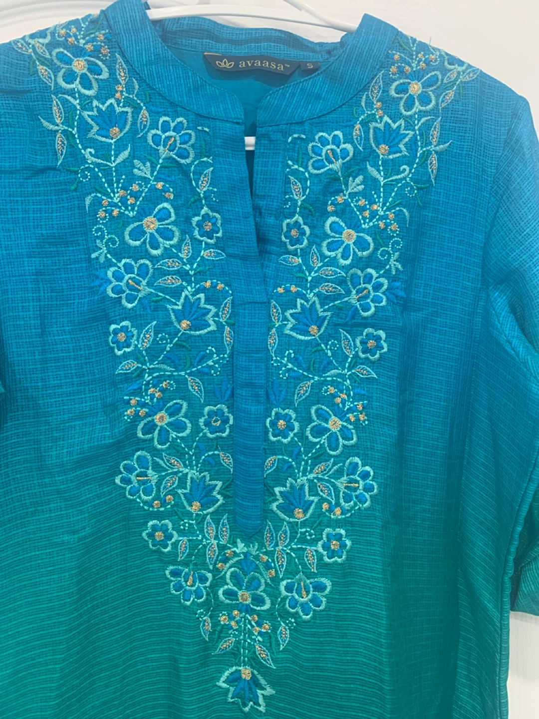 Avaasa Blue and Teal Embroidered Kurti - Size S - photo 3