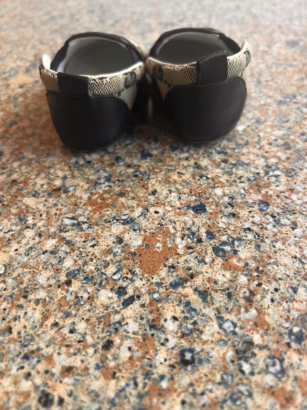 Gucci Baby Shoes with GG pattern - photo 4