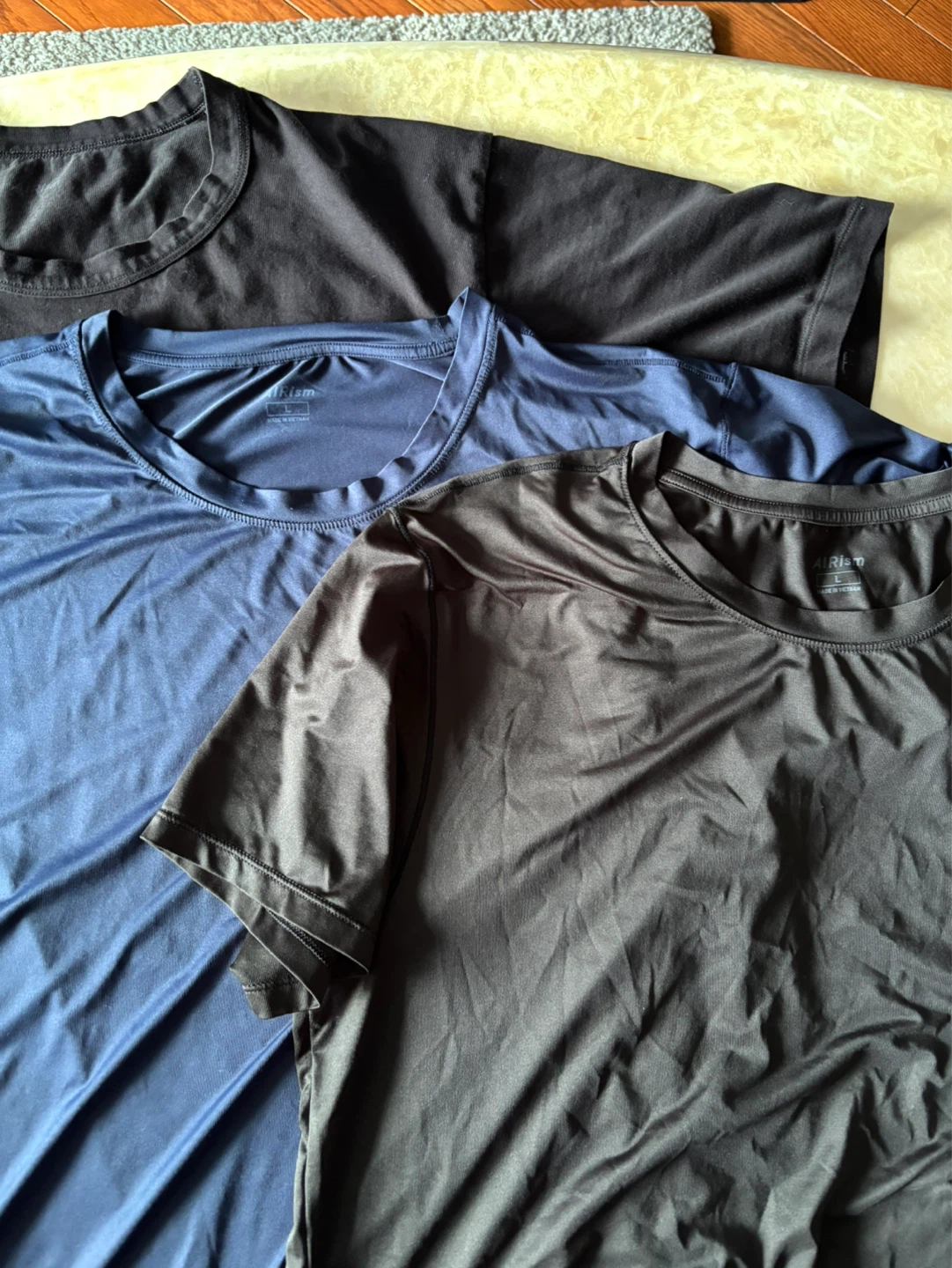 Uniqlo AIRism CREW NECK SHORT SLEEVE T-SHIRT - photo 2