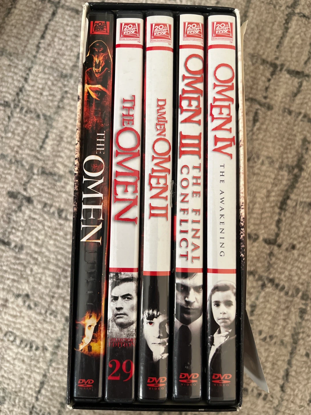 The Omen Collection 5-Disc DVD Set - photo 2