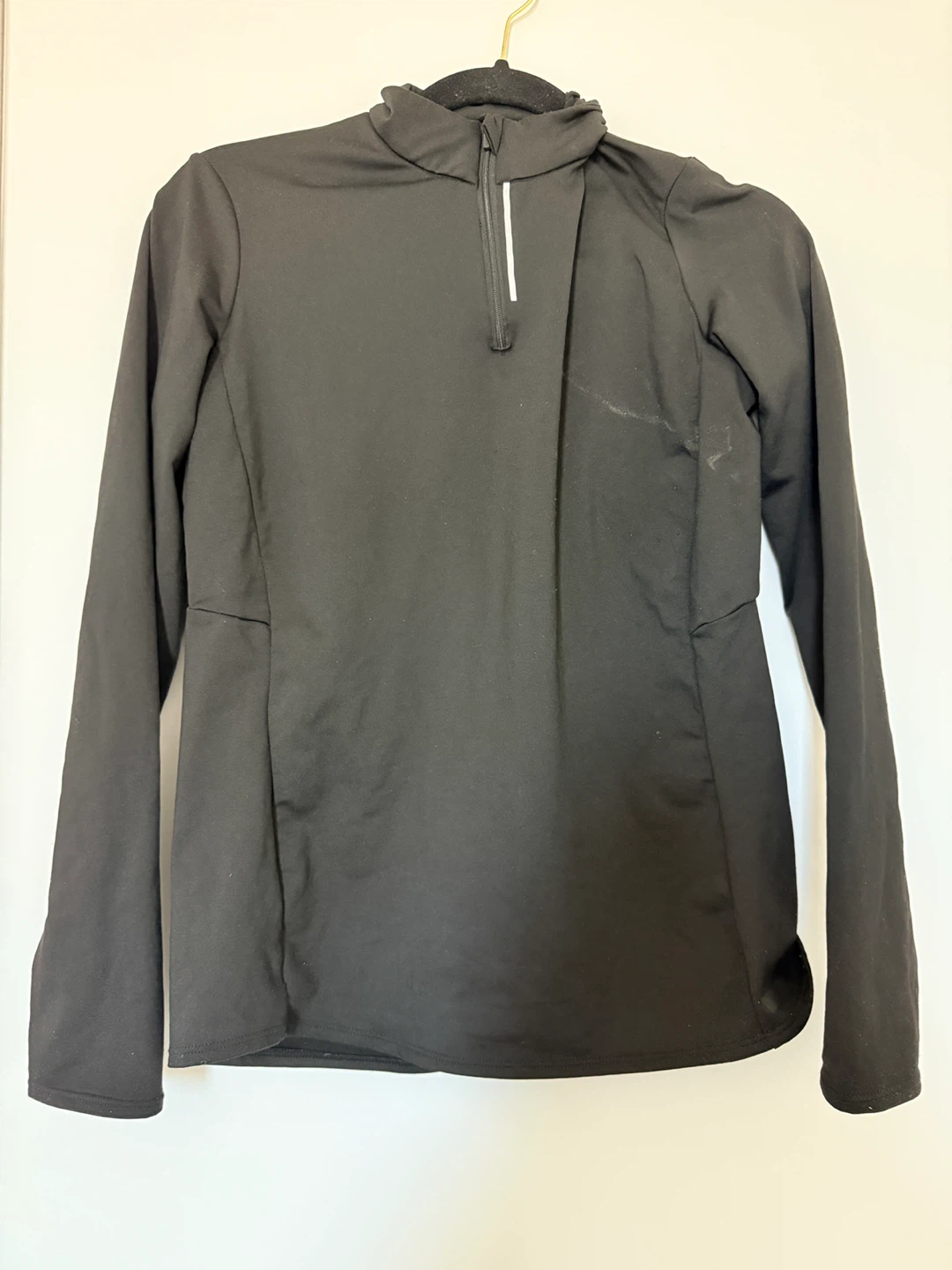 Decathlon Black Long Sleeve Zip-Up Athletic Top
