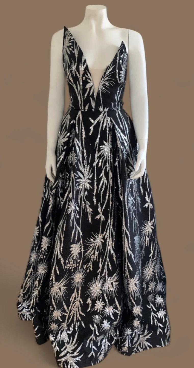 Black Ruffled Organza Ball Gown - photo 2