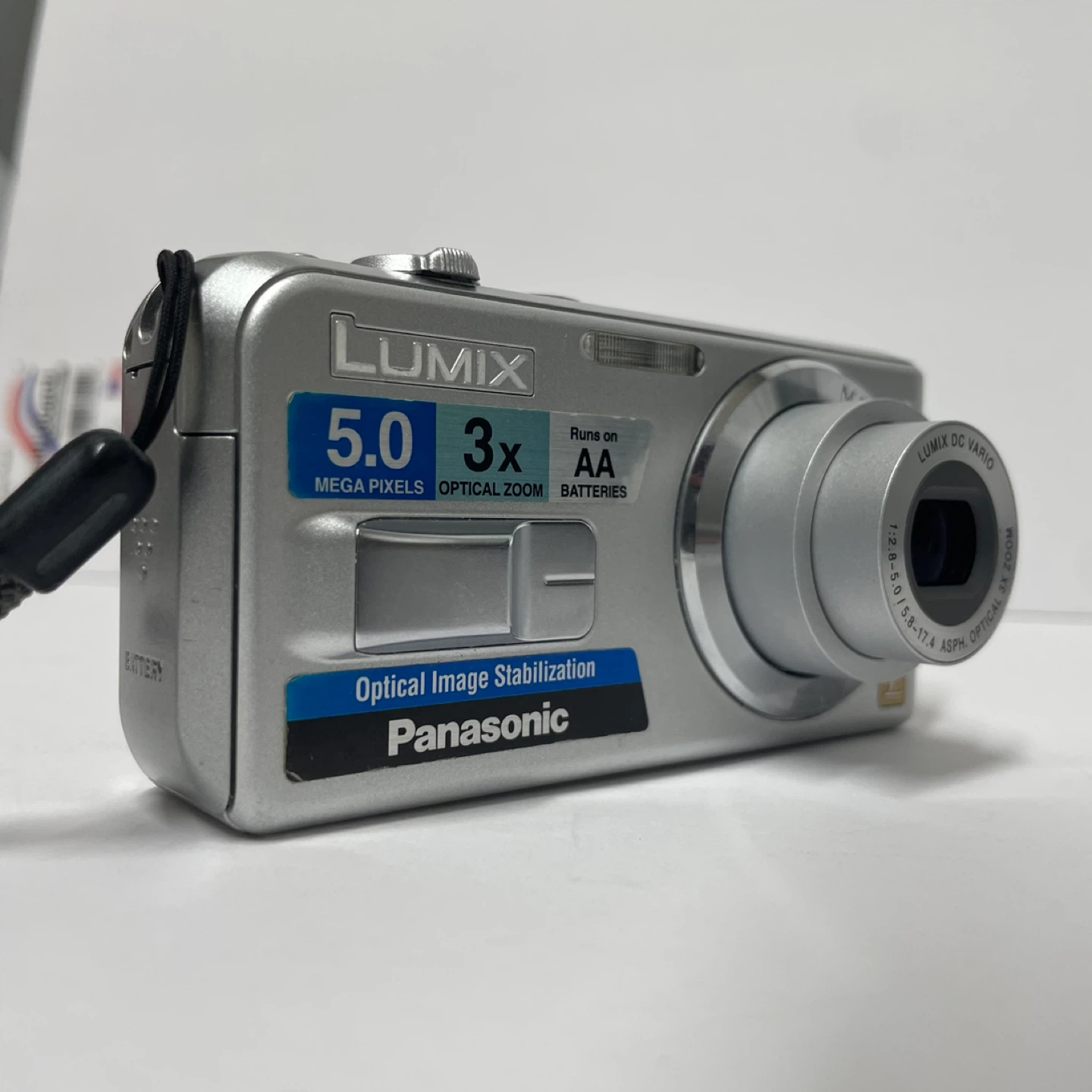 Panasonic Lumix DMC-LS2 Digital Camera - photo 2