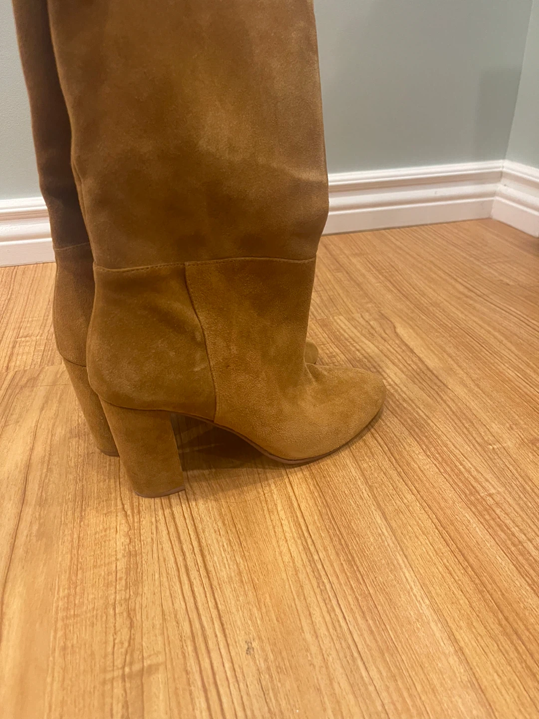 Brown Suede Heeled Boots - photo 3