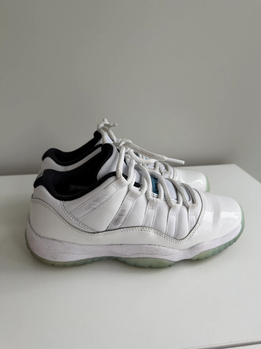 White Air Jordan 11 Sneakers - photo 3