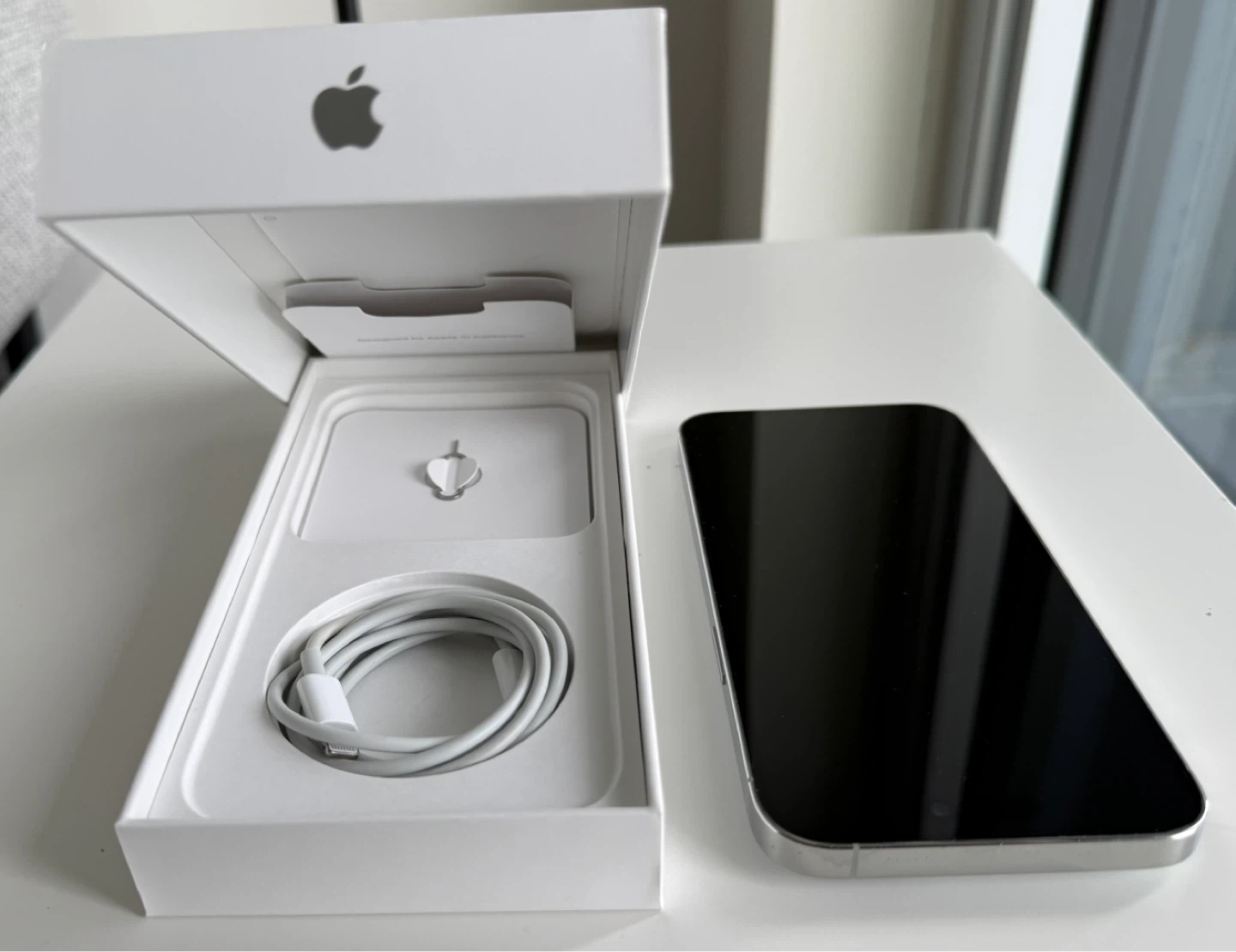 Apple iPhone 14 Pro Max Silver