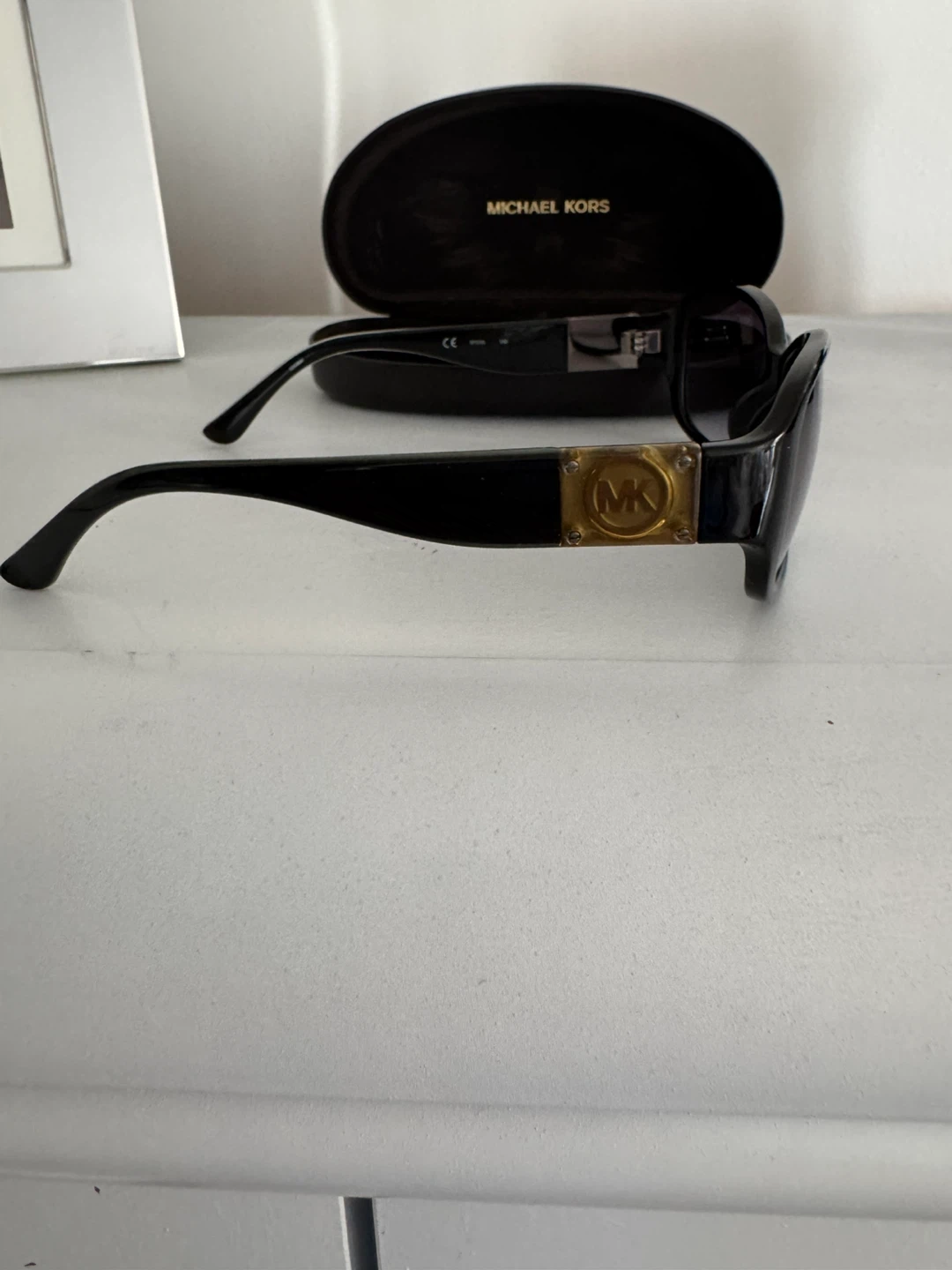 Michael Kors Sunglasses with Case - photo 4