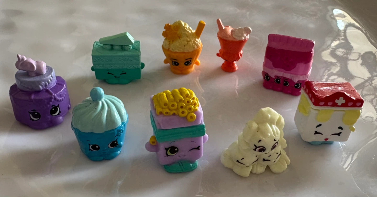 ✨✨Shopkins Toy Figures