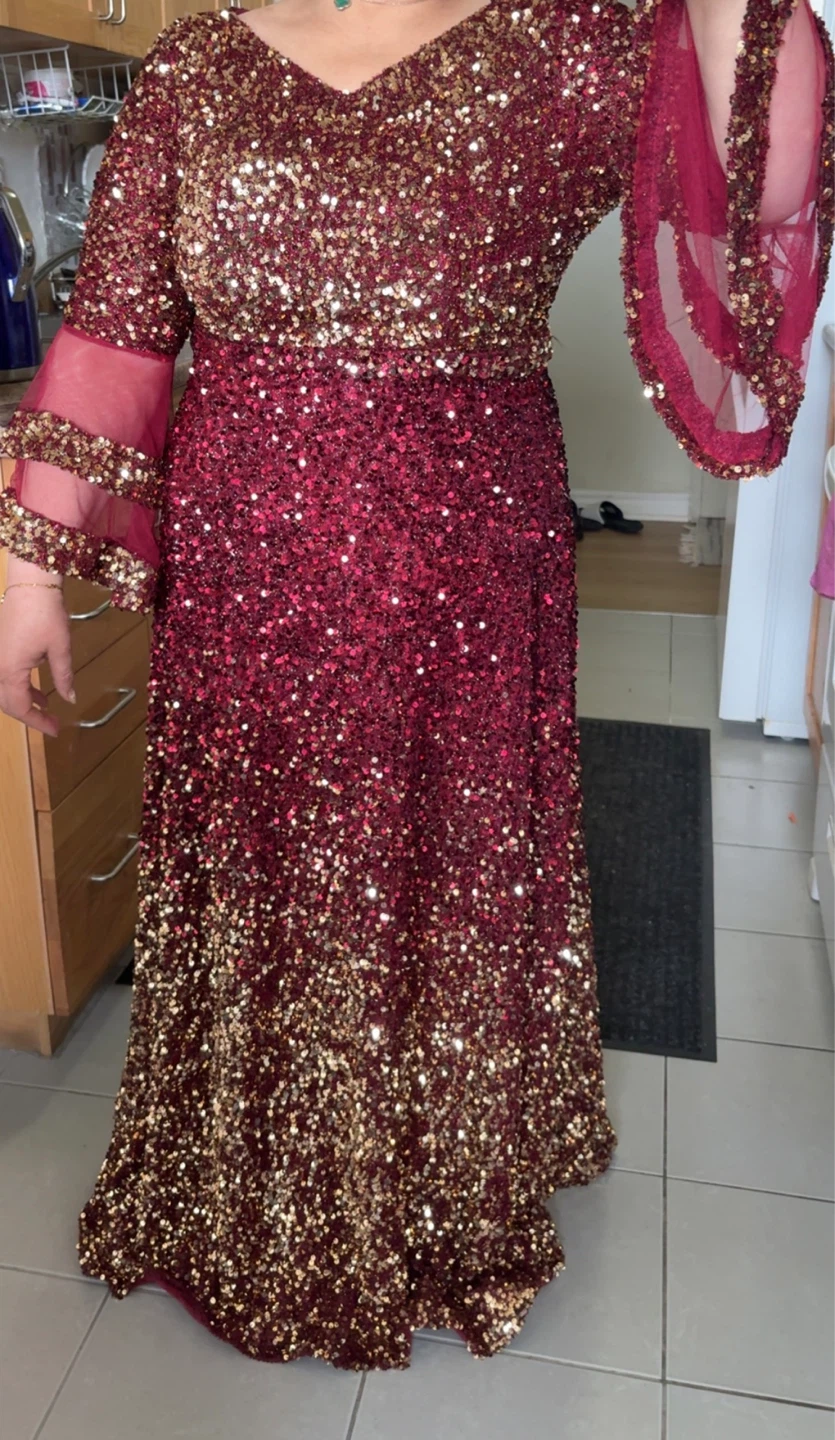 Sparkly Red and Gold Sequin Formal Dress - photo 2