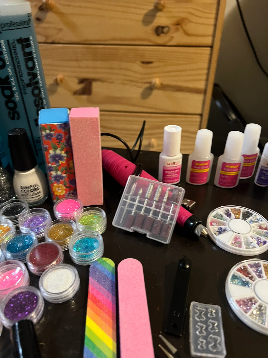 Nail Art Kit with Gel Polishes, UV Lamp, and Accessories - photo 5