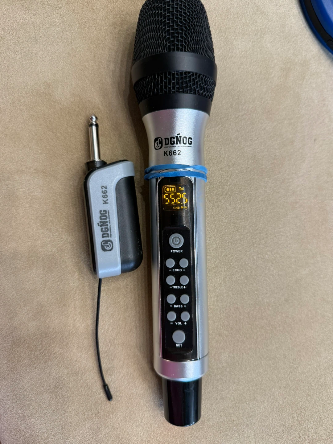 DGNNOG K662 Wireless Microphone System