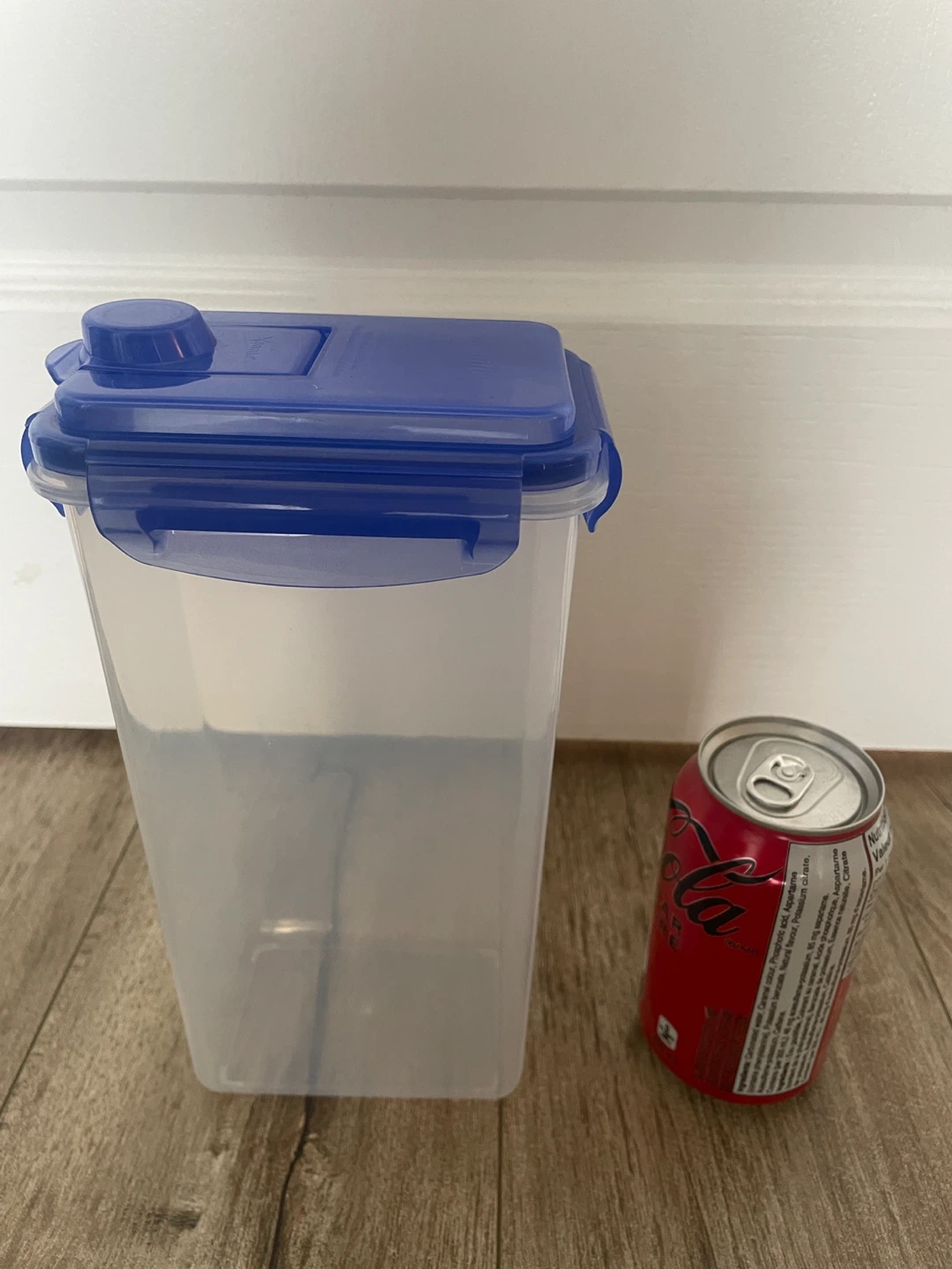 Xeonic 1.8 L Plastic Pitcher