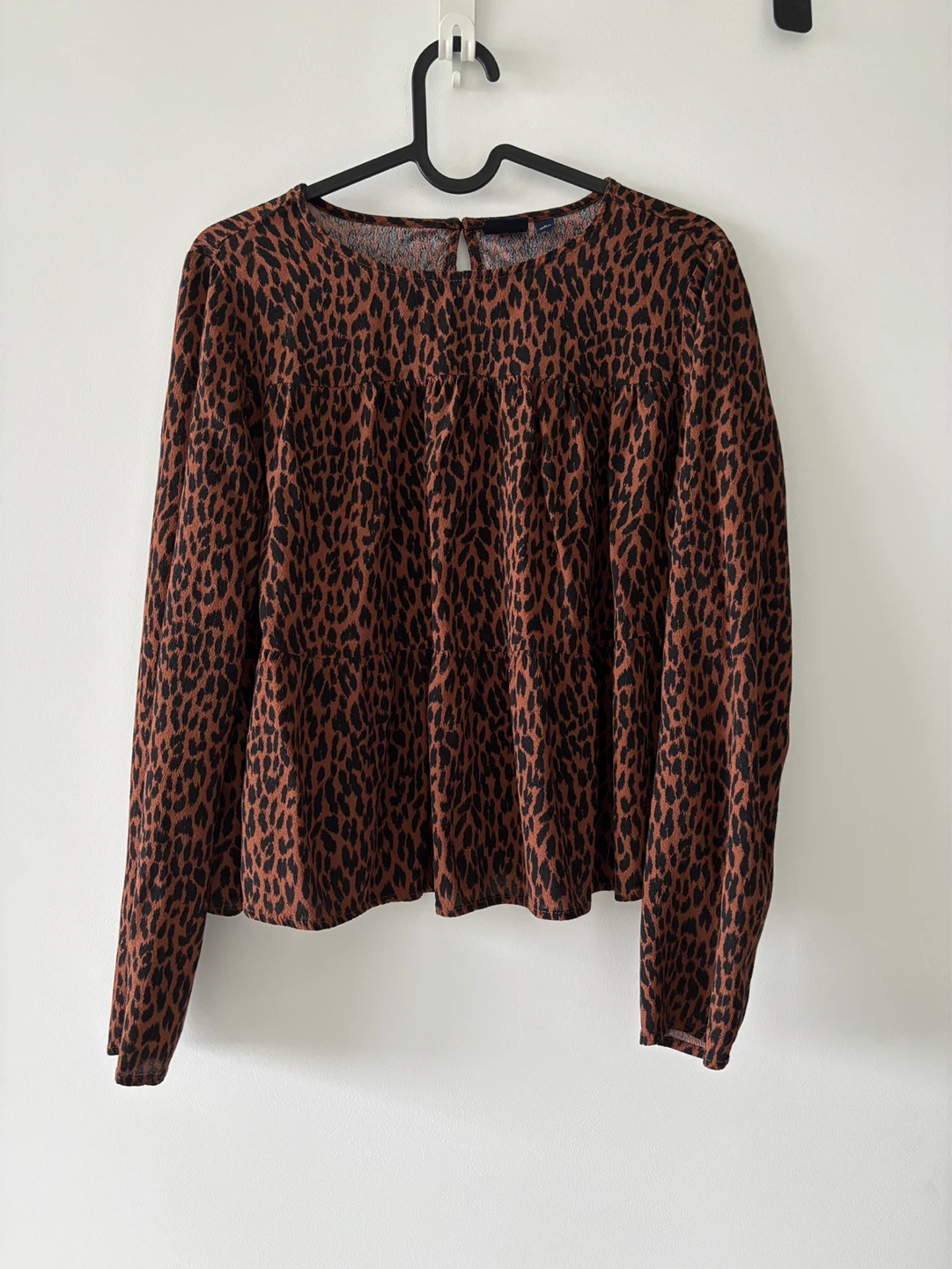 GAP Leopard Print Tiered Long Sleeve Blouse - Size M
