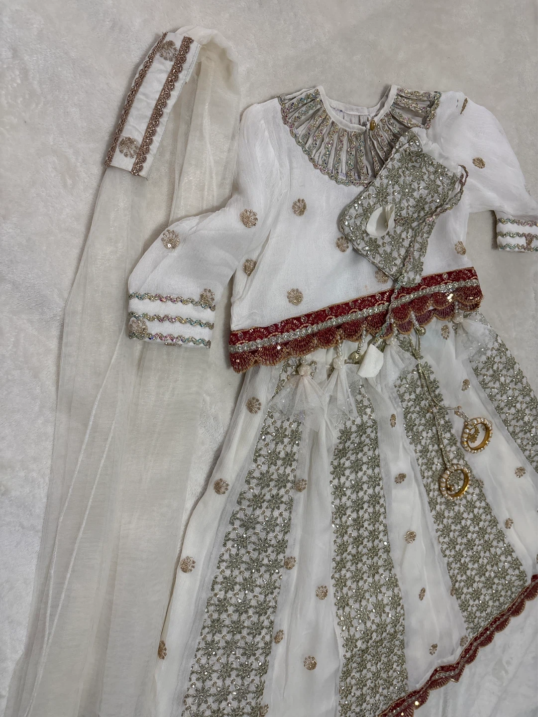 White Embroidered Indian Dress with Dupatta and Bag - photo 5