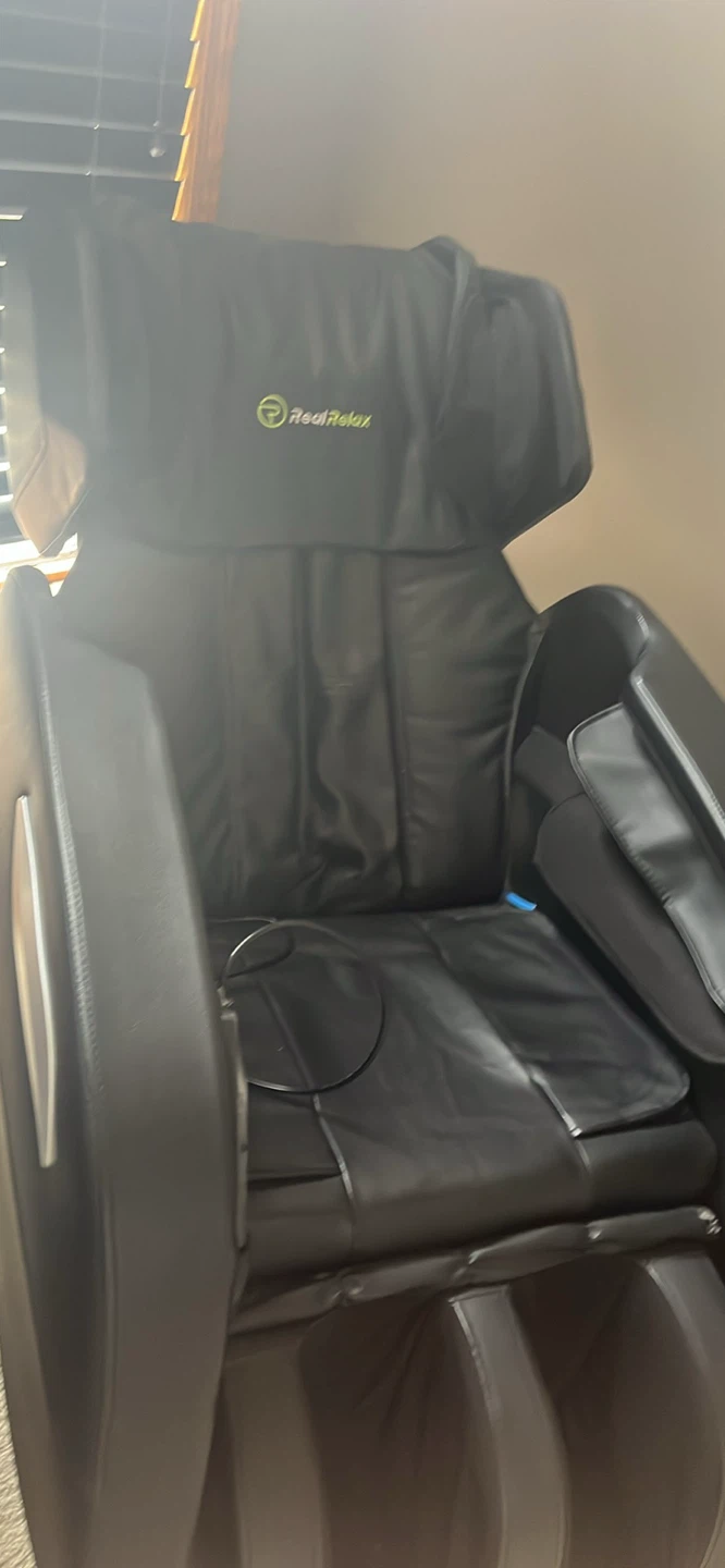 RealRelax Zero Gravity Massage Chair