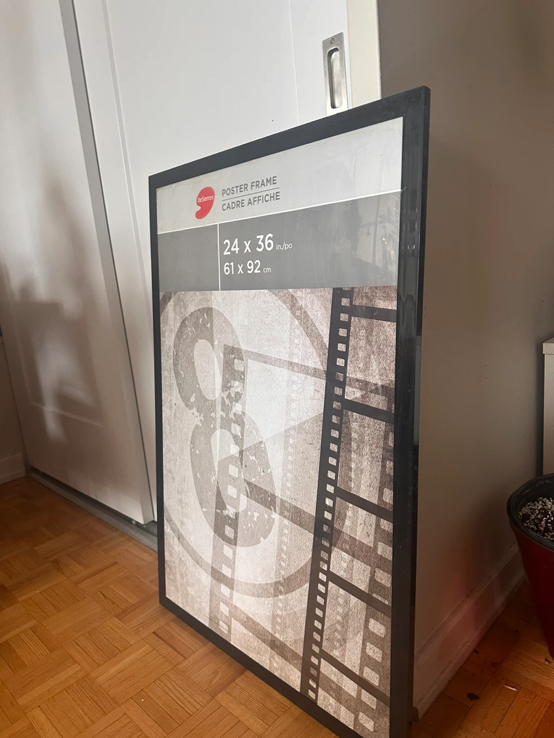 Poster Frame 24 x 36 inches - photo 2