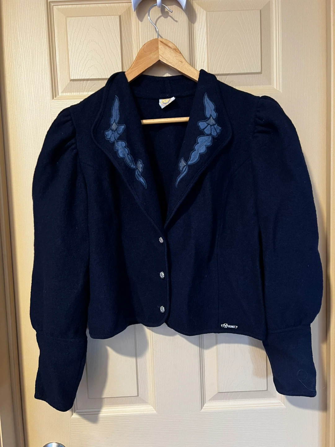 Hundt Pure New Wool Jacket