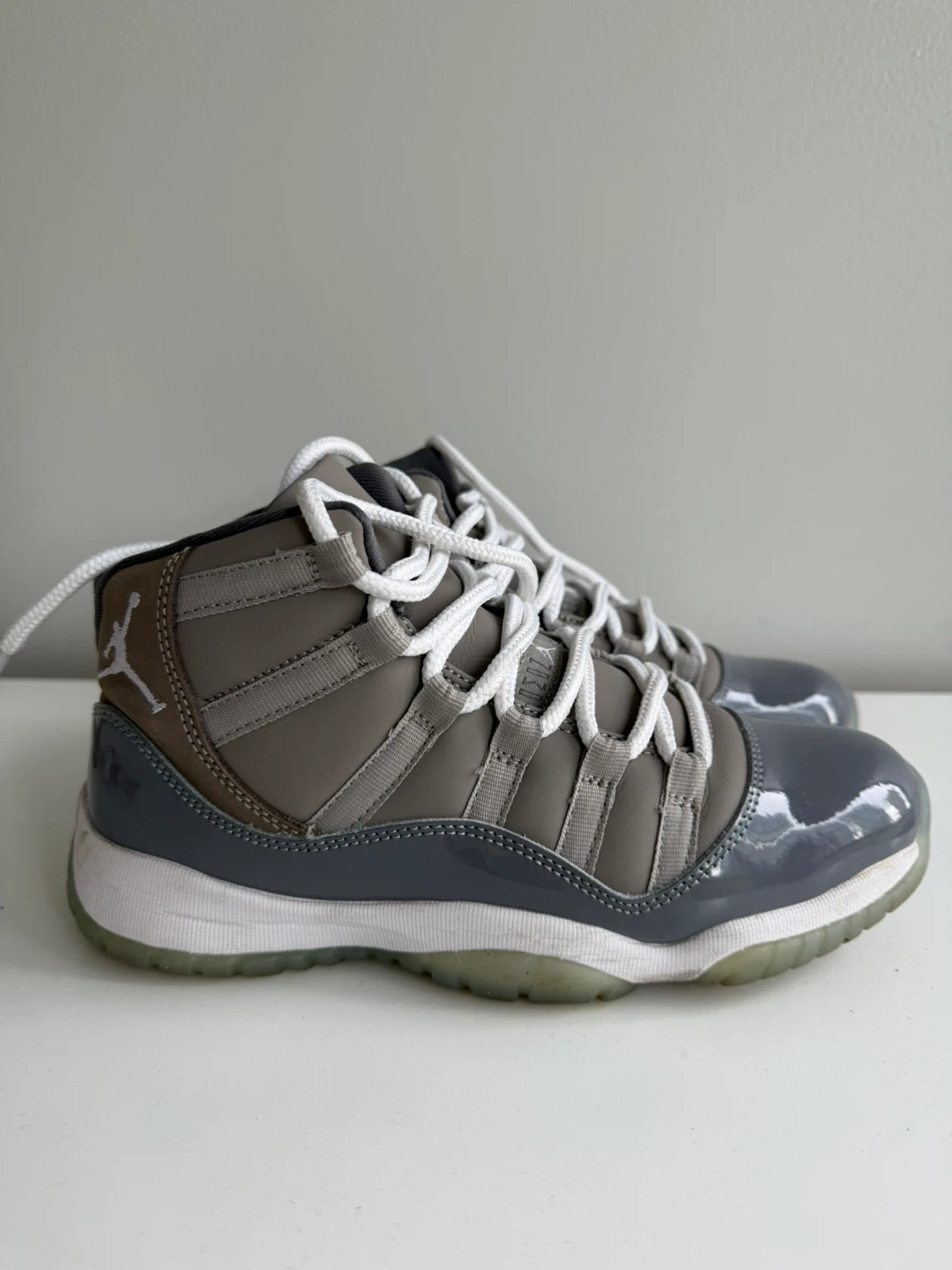 Air Jordan 11 Retro "Cool Grey"