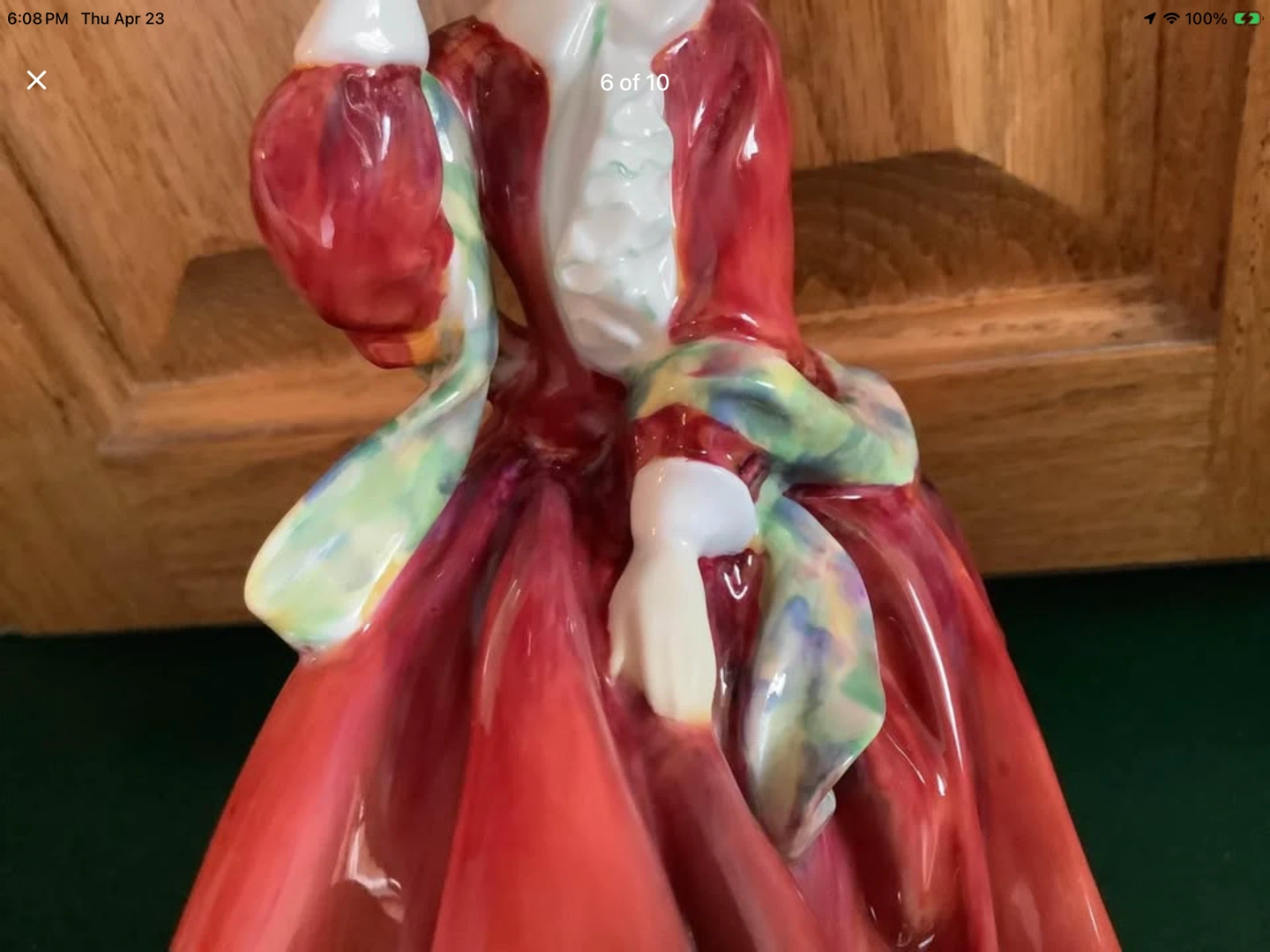 Vtg Royal Doulton’s Porcelain Figurine “Top O the Hill” 🐞 - photo 4