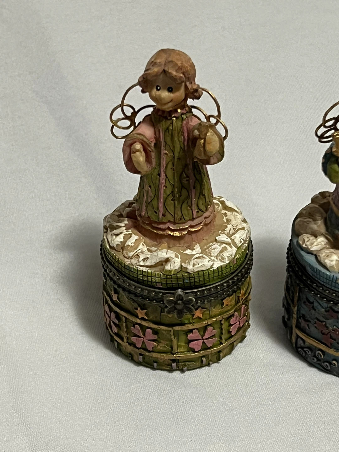 2 Vintage Resin Angel Trinket Boxes - photo 4