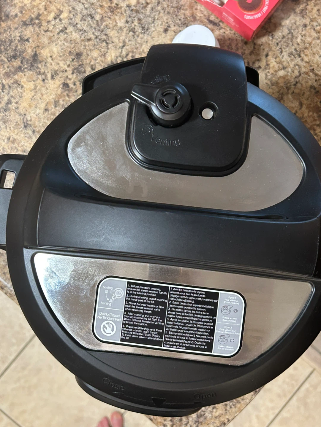 Instant Pot Duo 6 Quart Electric Pressure Cooker - photo 3