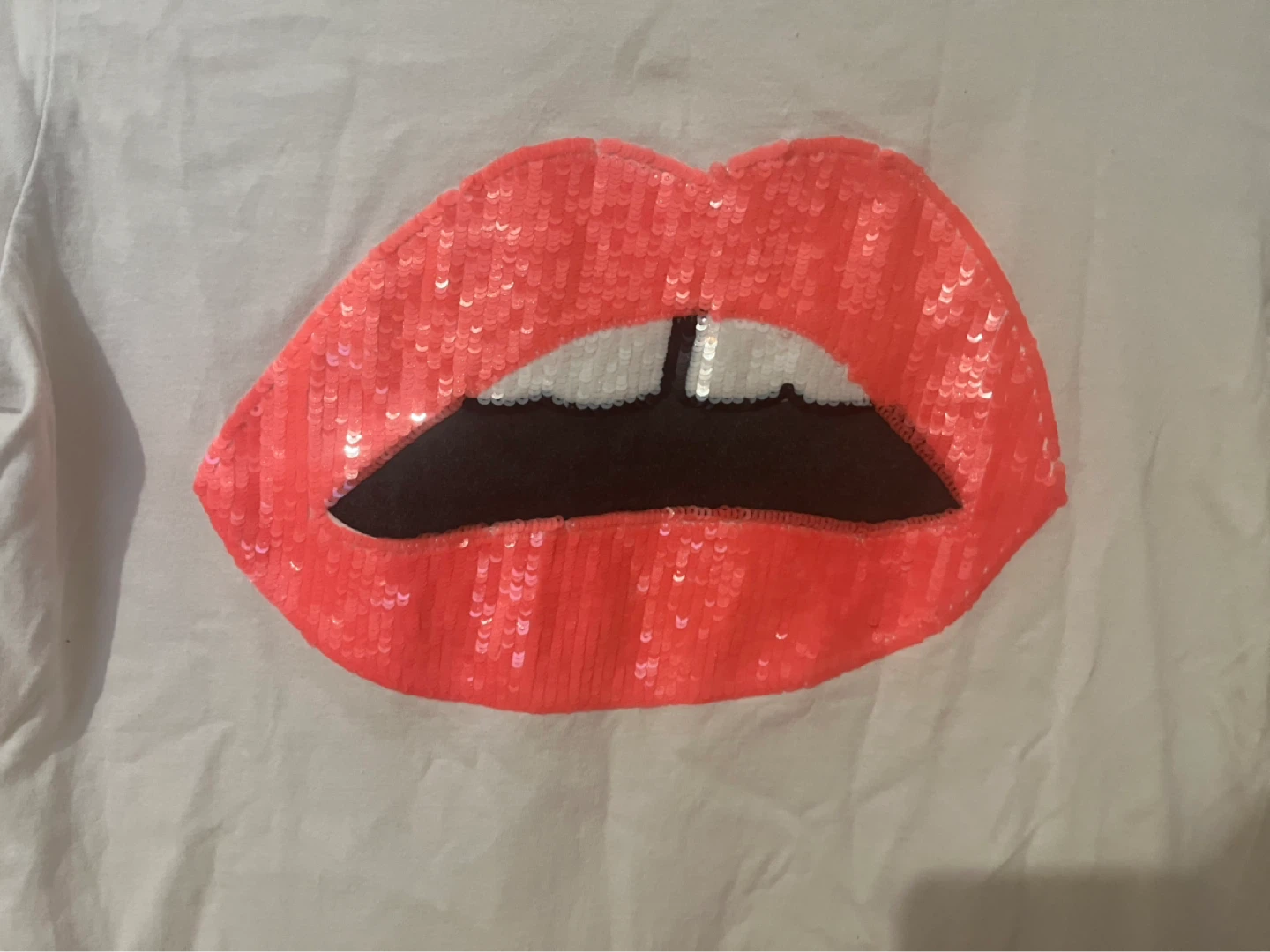 Markus Lupfer White Sequined Lips T-Shirt Size S - photo 2