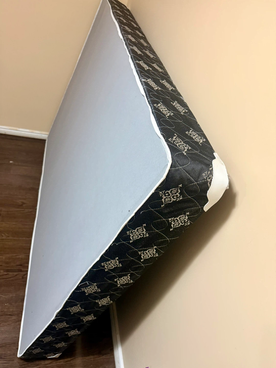 Box Spring Foundation for Queen sized Bed 🌱 - photo 2