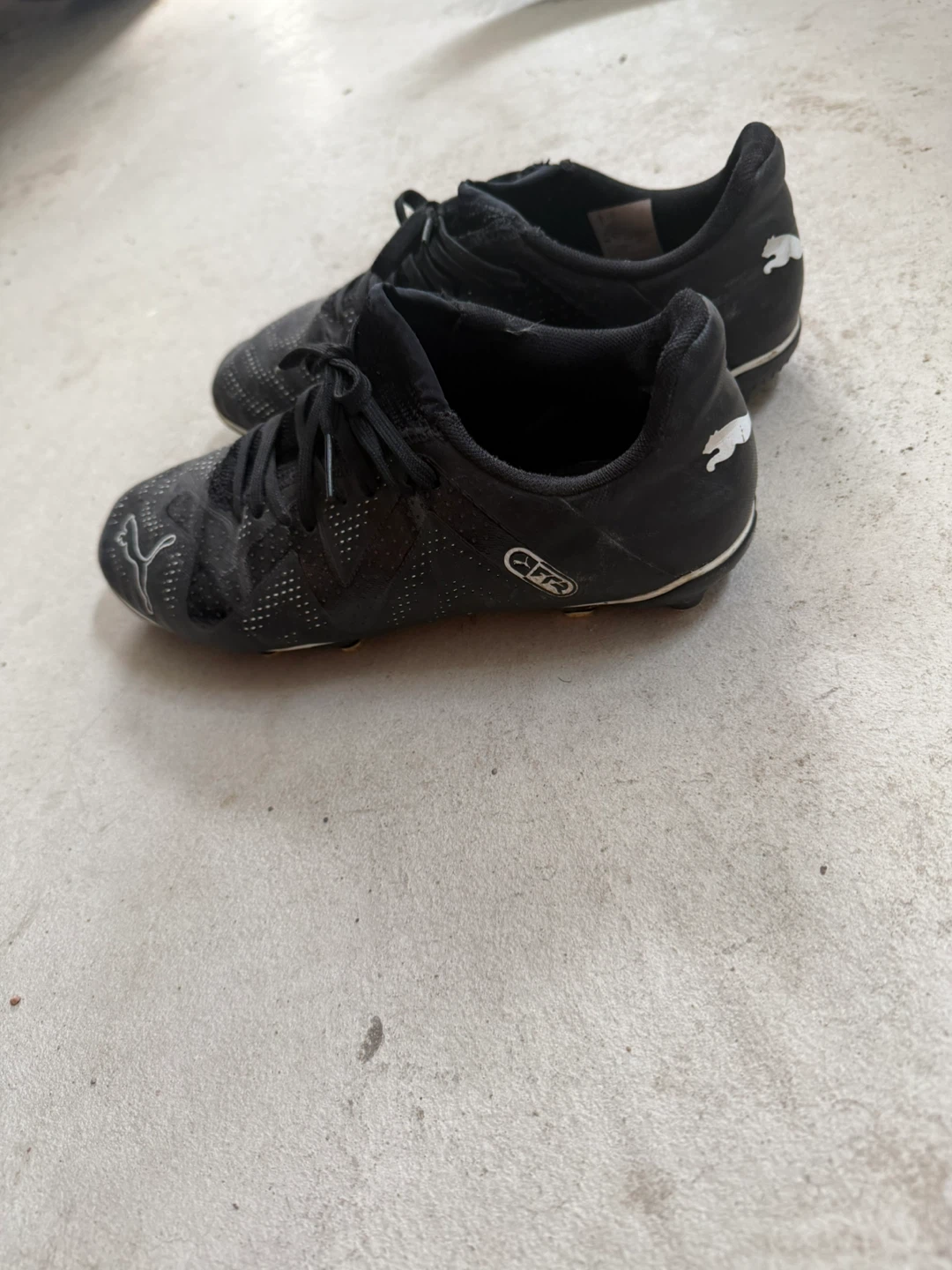 Puma Black Soccer Cleats size 5 - photo 3
