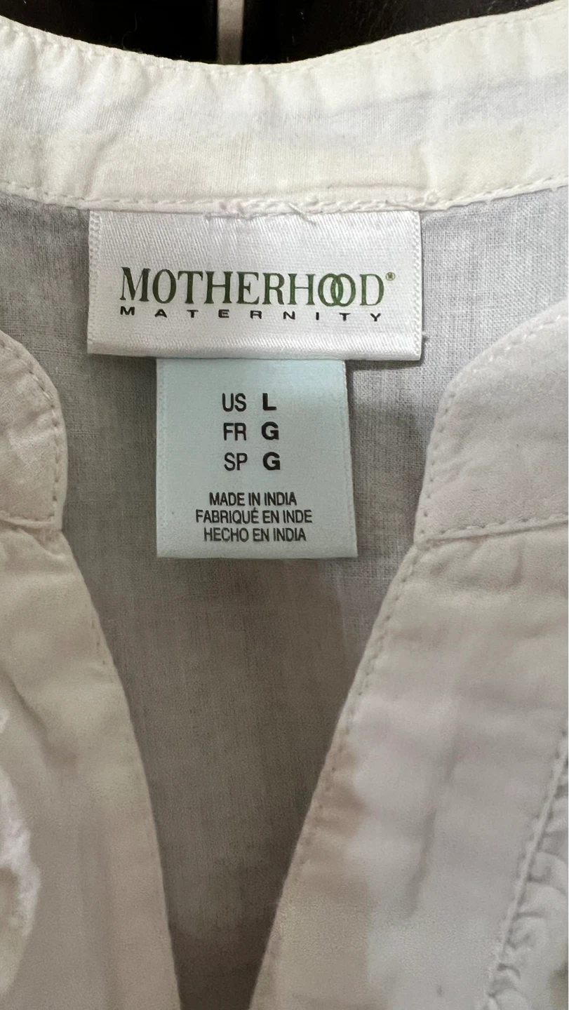 Maternity eyelet summer top - photo 2