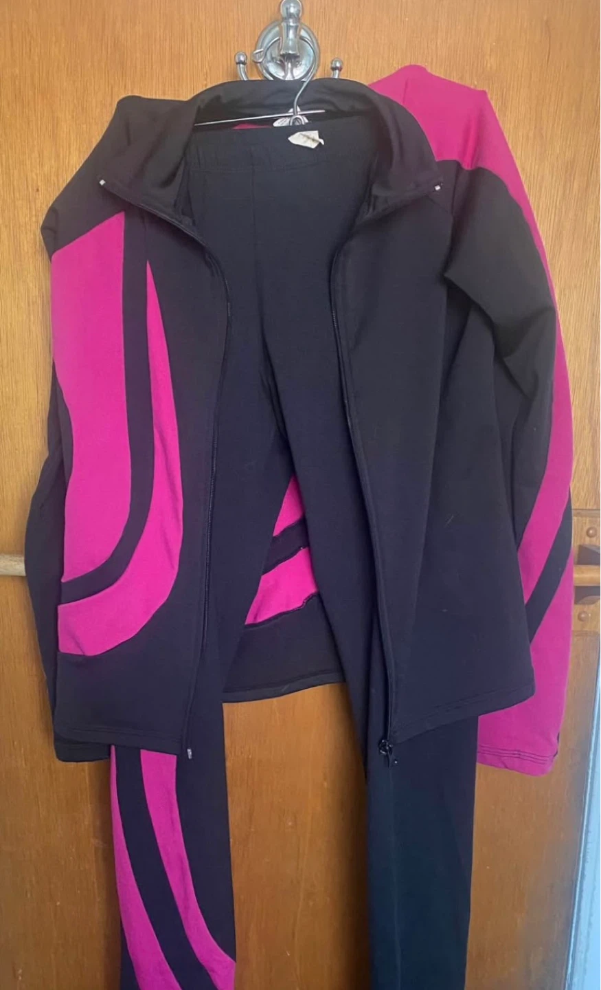 🌱  ChloeNoel Figure Skating Set - Jacket & Pants - Adult S - photo 2