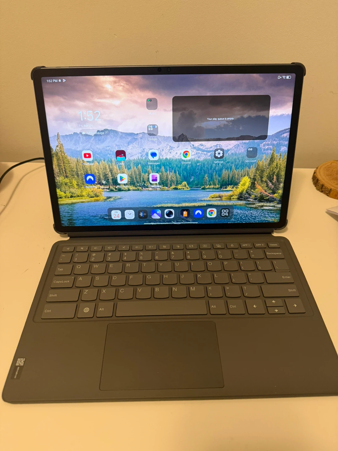 Lenovo Idea Tab Pro 12.1 with Keyboard + Cover + Stylus