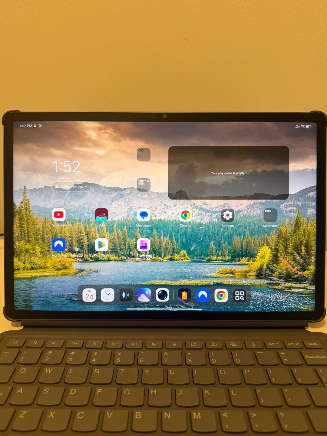 Lenovo Idea Tab Pro 12.1 with Keyboard + Cover + Stylus - photo 2