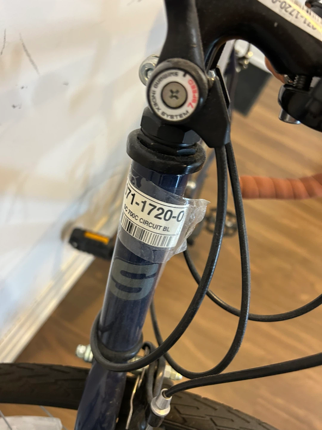 Road bike: Supercycle Circuit Bicycle - photo 4