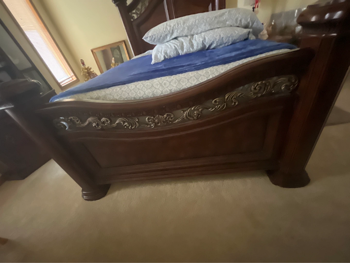 Hardwood Bed and Dark Wood Nightstand with 3 Drawers - photo 4