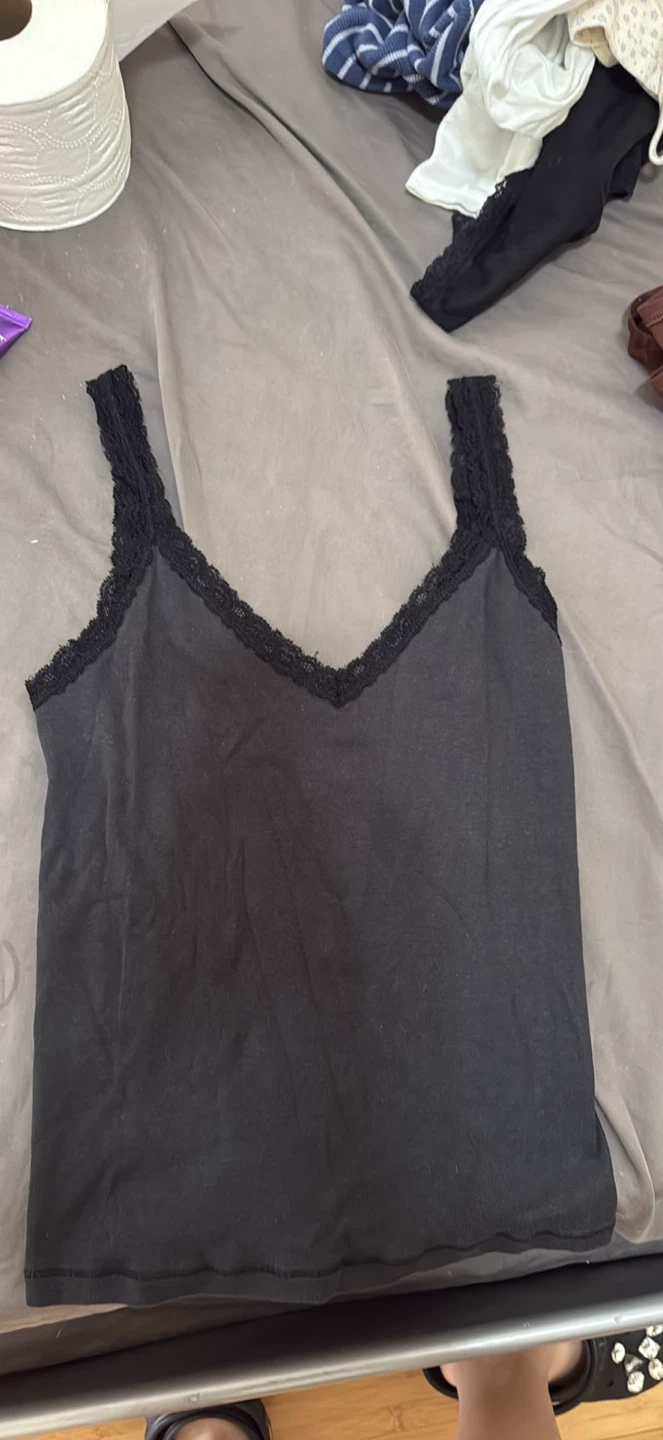 Brandy Melville and Lululemon !!!!!! Very new - photo 5
