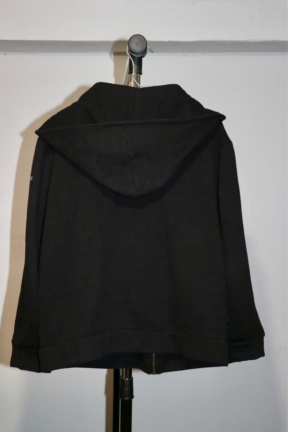 Black hoodie (Unisex) - photo 2