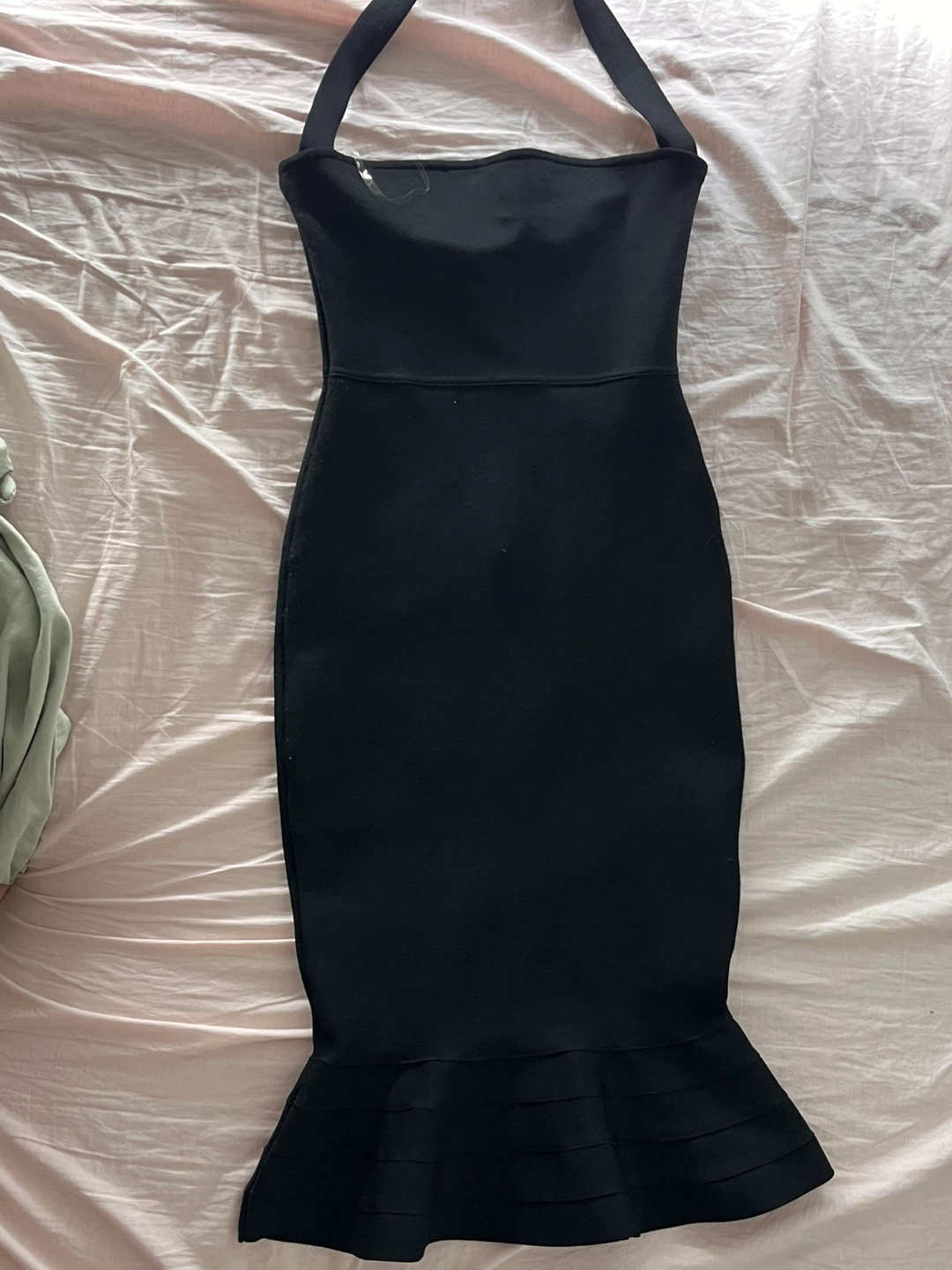 Chelsea black bodycon midi dress with halter neck - photo 2