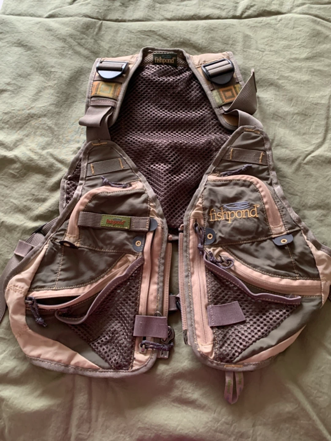 Fishpond Chest Fly Fishing Vest
