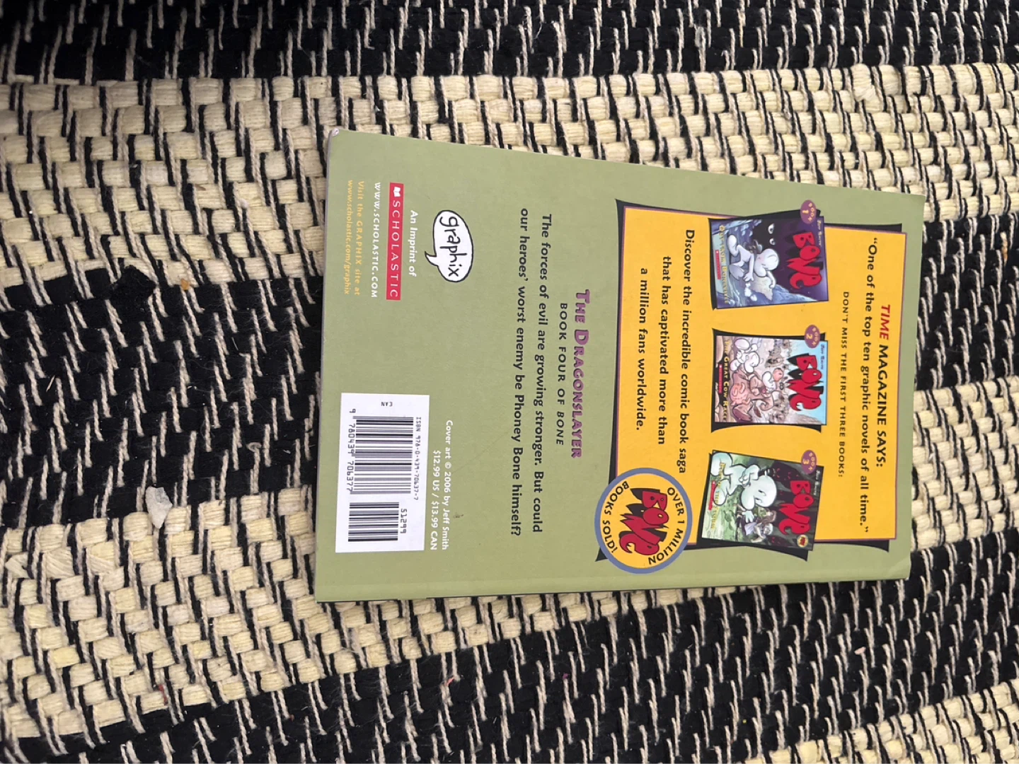 Bone Graphic Novels by Jeff Smith - photo 2