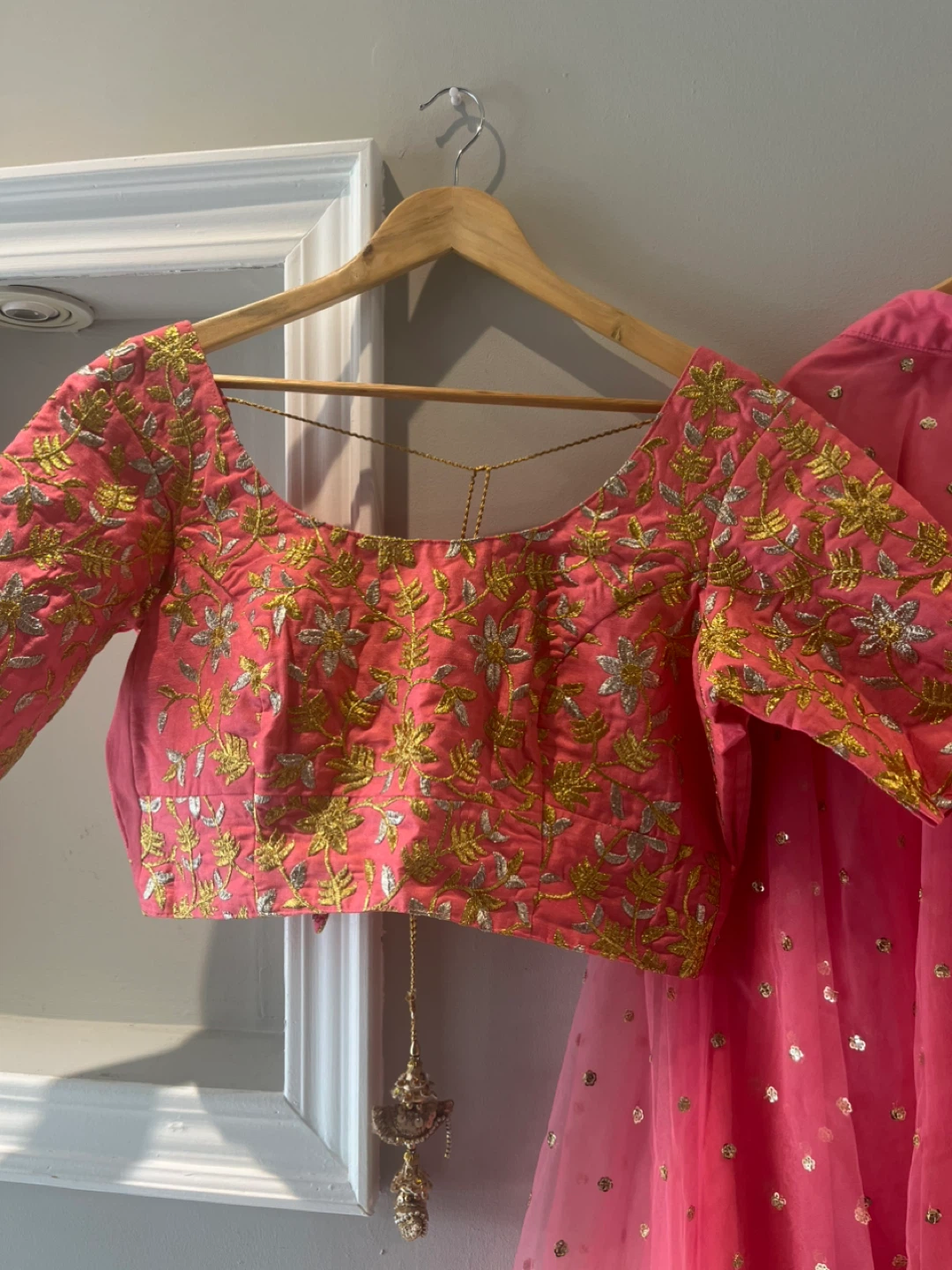Pink Embroidered Lehenga Choli with Mint Green Dupatta - photo 4