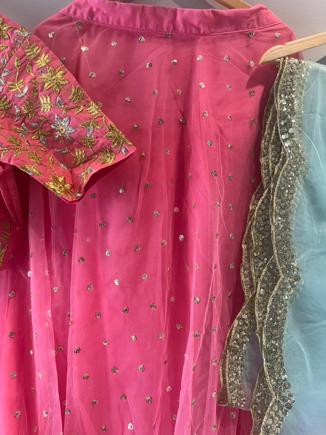 Pink Embroidered Lehenga Choli with Mint Green Dupatta - photo 5