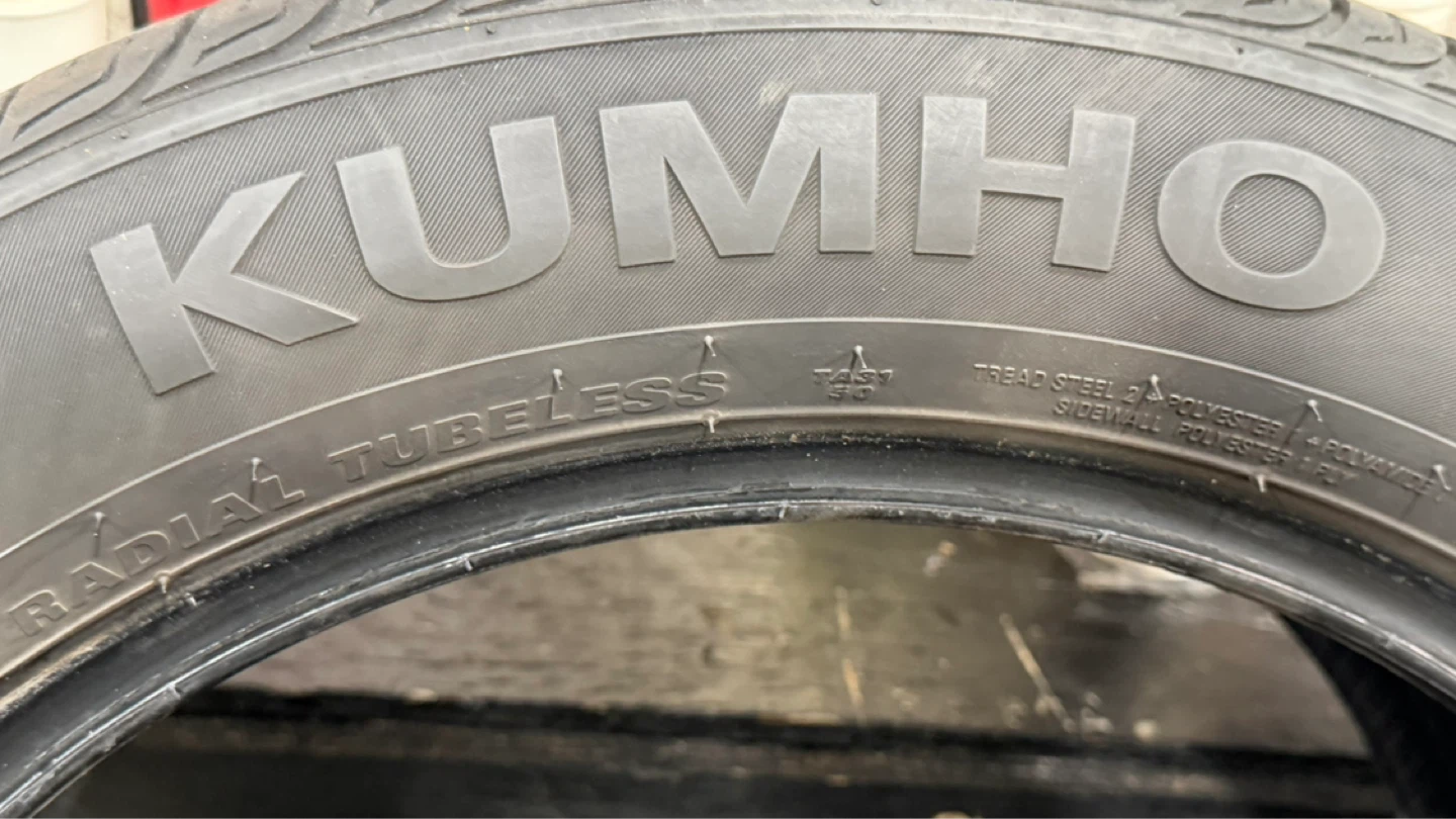 For Sale: Set of 4 Kumho Solus Summer Tires – 215/55R17 - photo 3