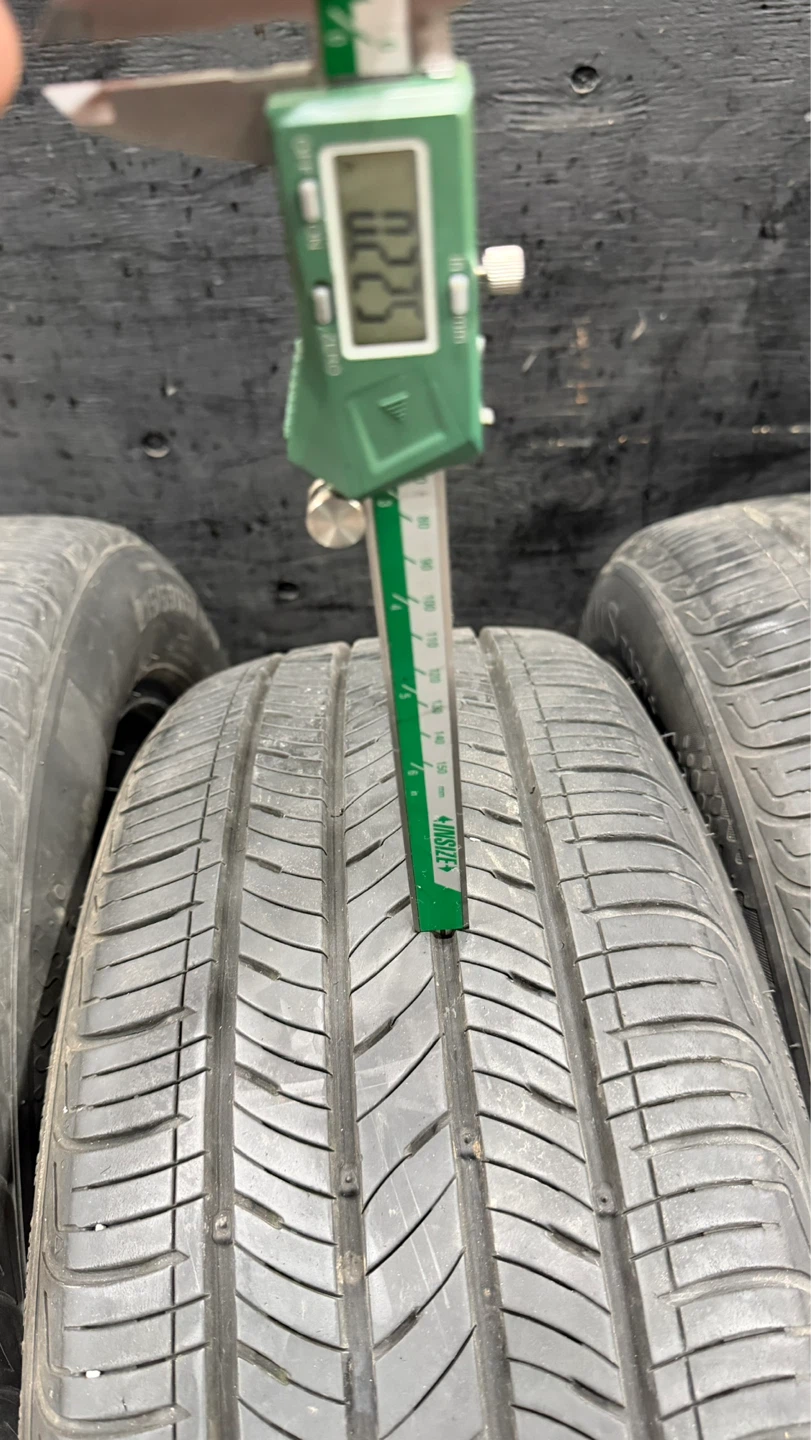 For Sale: Set of 4 Kumho Solus Summer Tires – 215/55R17