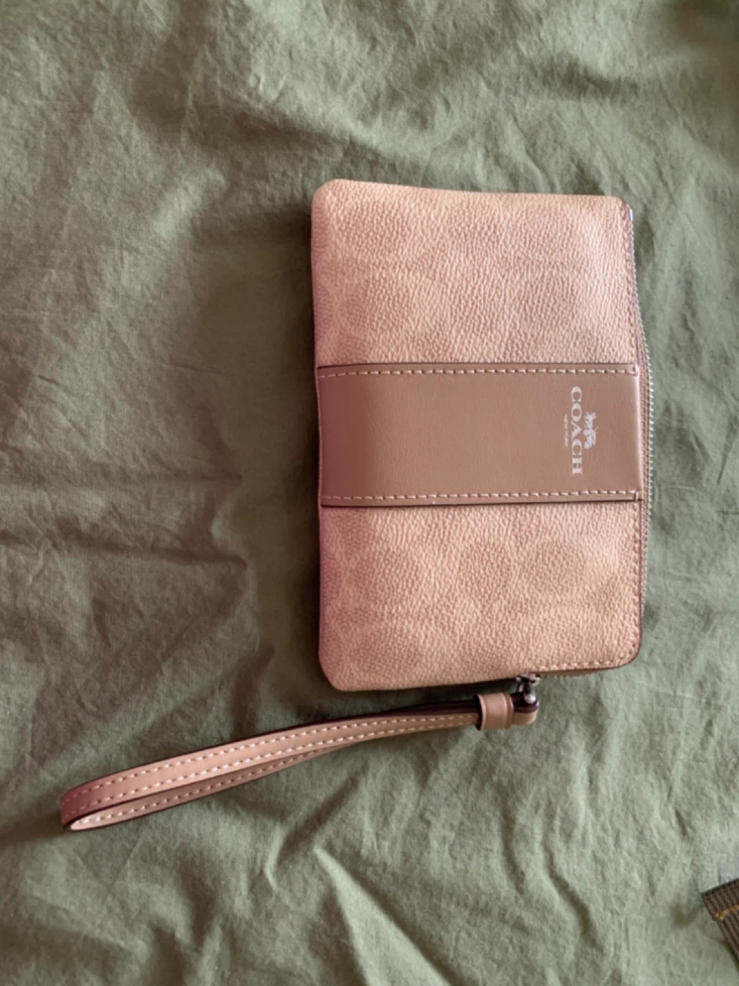Coach Wristlet Clutch Beige Leather