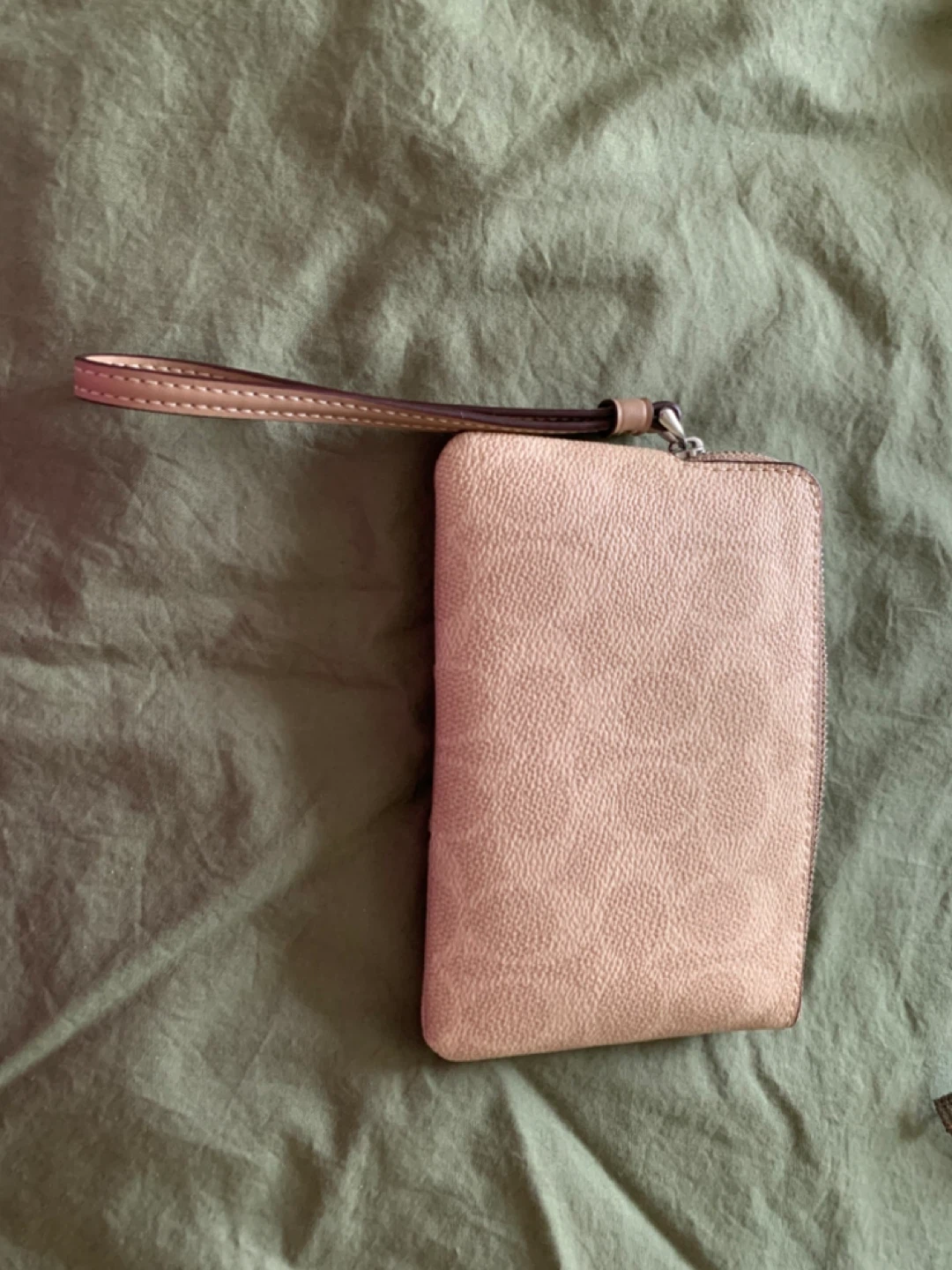 Coach Wristlet Clutch Beige Leather - photo 2