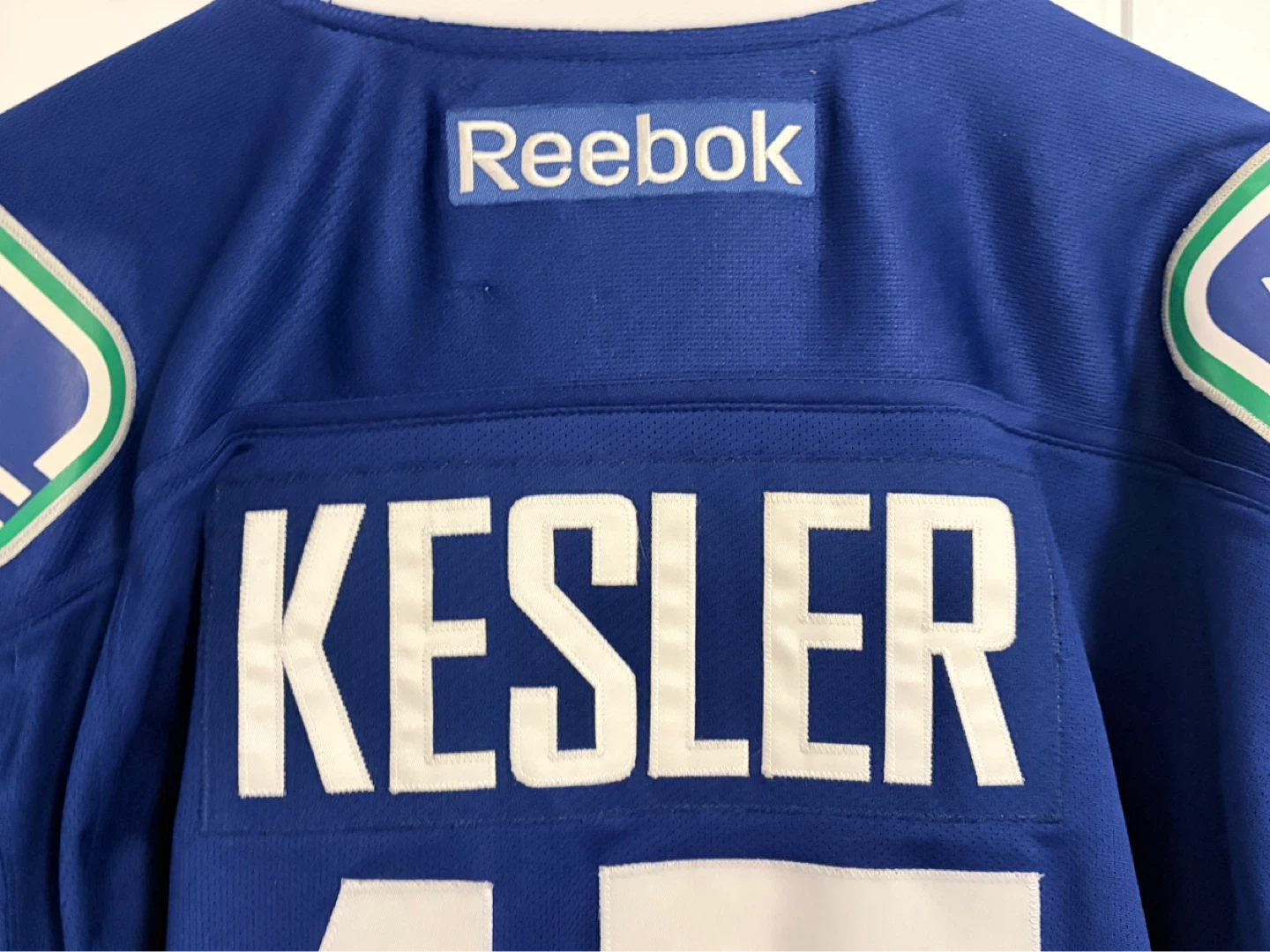 Authentic Reebok Vancouver Canucks Ryan Kesler Jersey Size Small - photo 3